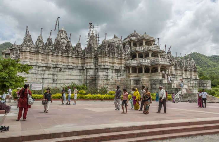 04 - India - Ranakpur - templo jainista de Chaumukha Mandir